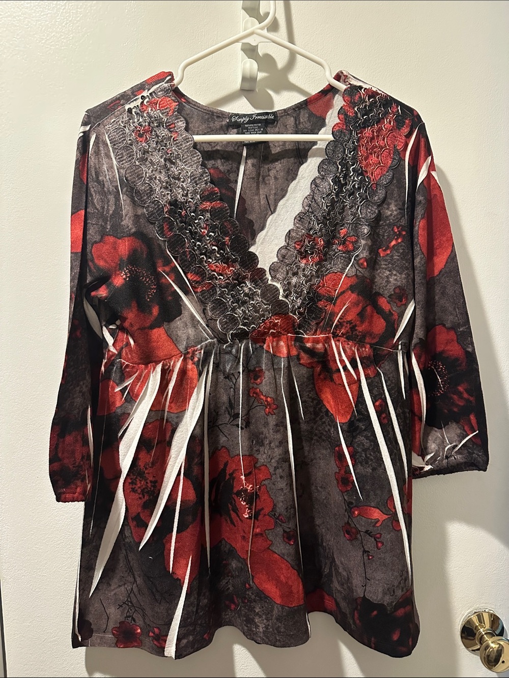 Simply Irresistible Red and Black Floral V‑Neck Lace Tunic large large